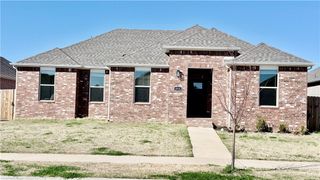 4816 Sturgeon Street, Fayetteville, AR 72704
