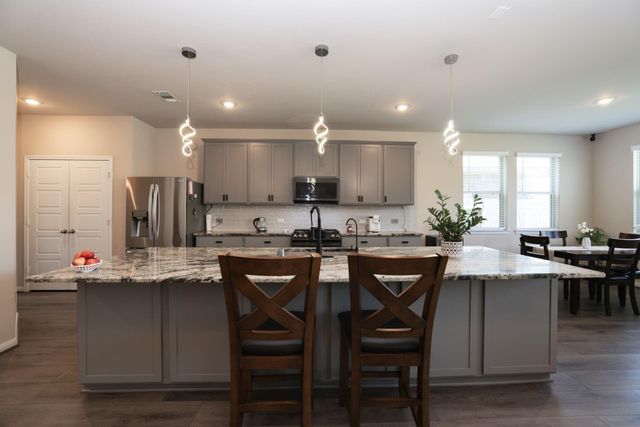 21024 Bracer Street, Kingwood, TX 77339