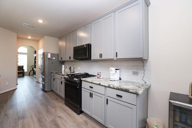 21024 Bracer Street, Kingwood, TX 77339