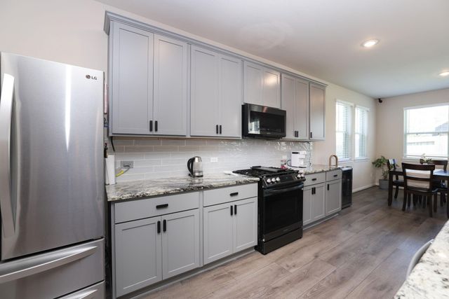 21024 Bracer Street, Kingwood, TX 77339