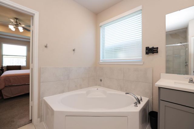 21024 Bracer Street, Kingwood, TX 77339