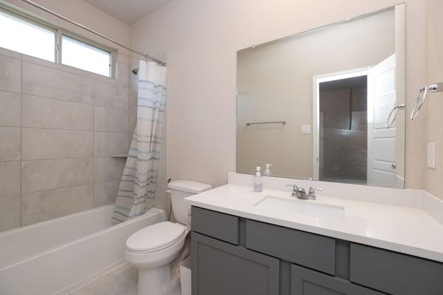 21024 Bracer Street, Kingwood, TX 77339