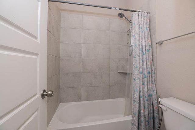 21024 Bracer Street, Kingwood, TX 77339