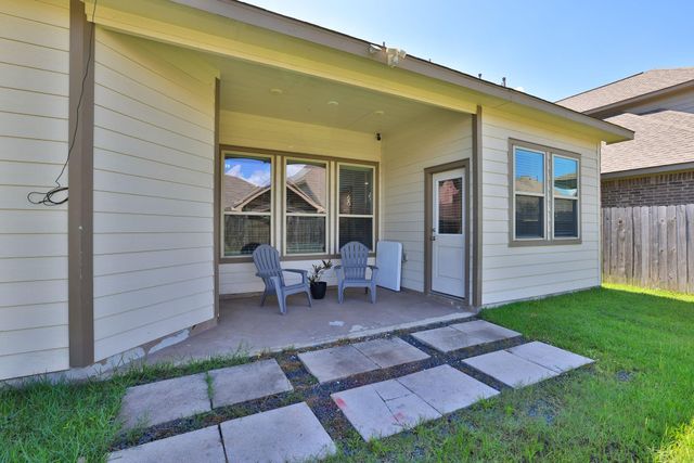 21024 Bracer Street, Kingwood, TX 77339
