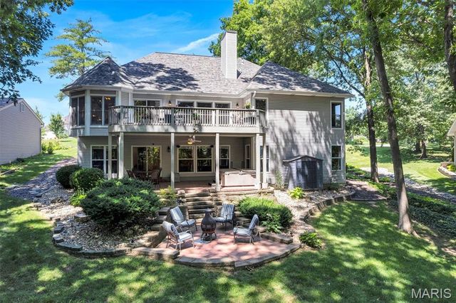 738 High Point Drive, Lake St Louis, MO 63367