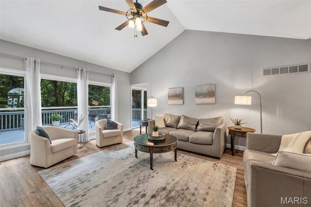 738 High Point Drive, Lake St Louis, MO 63367