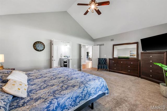 738 High Point Drive, Lake St Louis, MO 63367