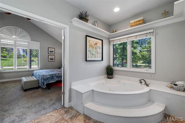 738 High Point Drive, Lake St Louis, MO 63367