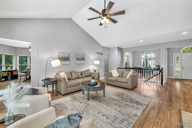 738 High Point Drive, Lake St Louis, MO 63367