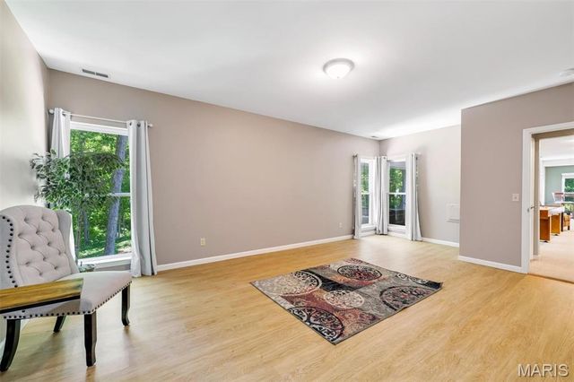 738 High Point Drive, Lake St Louis, MO 63367