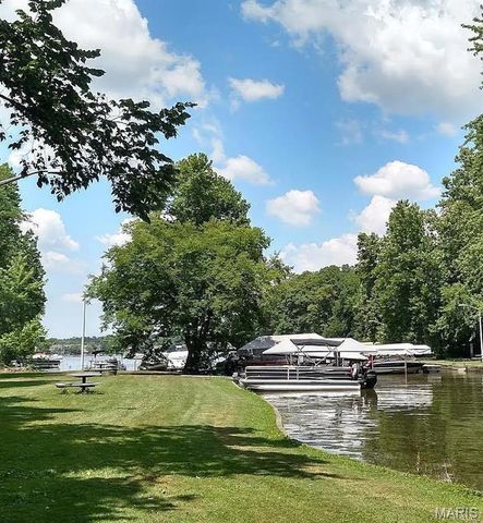 738 High Point Drive, Lake St Louis, MO 63367