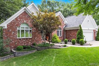 738 High Point Drive, Lake St Louis, MO 63367