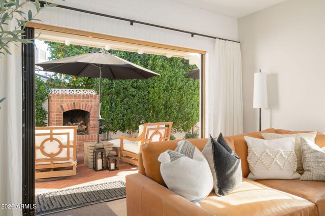 5627 E MONTEROSA Street, Phoenix, AZ 85018