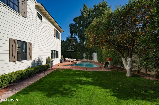 5627 E MONTEROSA Street, Phoenix, AZ 85018