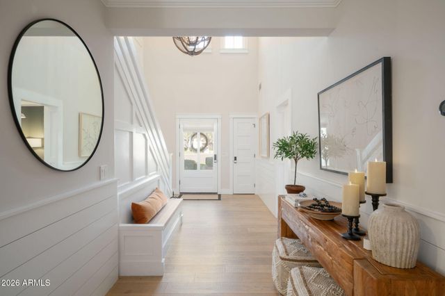 5627 E MONTEROSA Street, Phoenix, AZ 85018