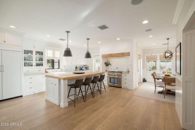 5627 E MONTEROSA Street, Phoenix, AZ 85018