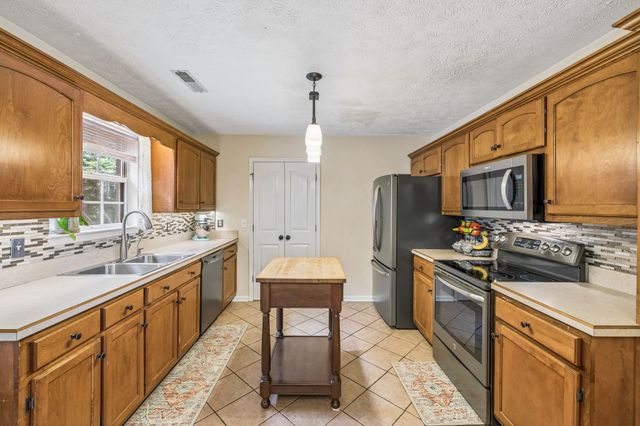 5633 Constantine Dr, Rockvale, TN 37153