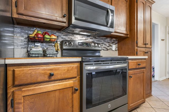 5633 Constantine Dr, Rockvale, TN 37153