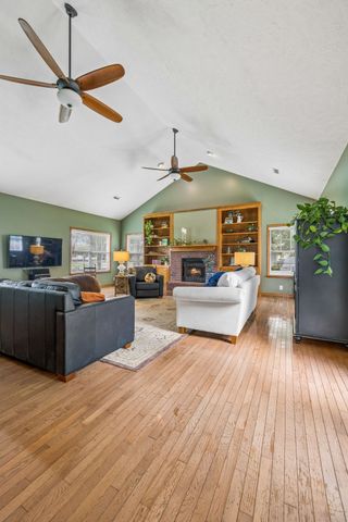 5633 Constantine Dr, Rockvale, TN 37153