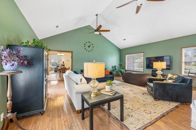 5633 Constantine Dr, Rockvale, TN 37153