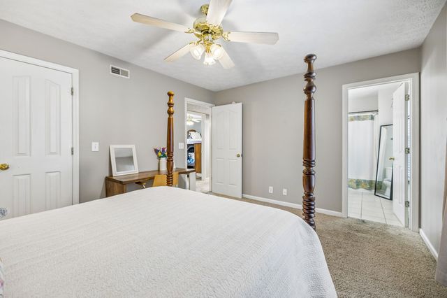 5633 Constantine Dr, Rockvale, TN 37153