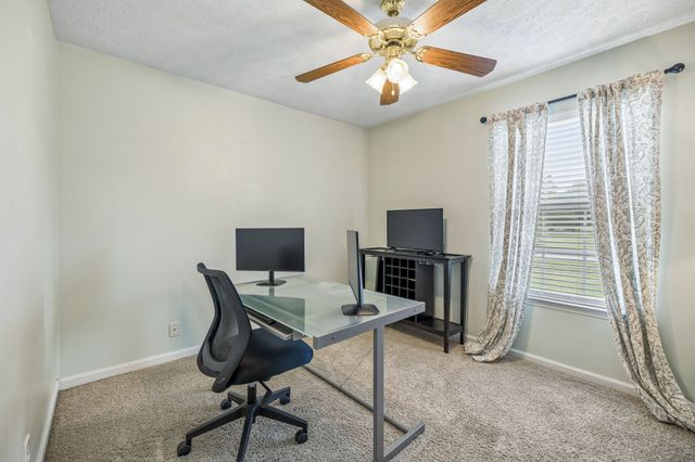 5633 Constantine Dr, Rockvale, TN 37153