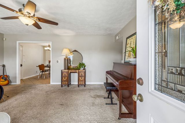 5633 Constantine Dr, Rockvale, TN 37153