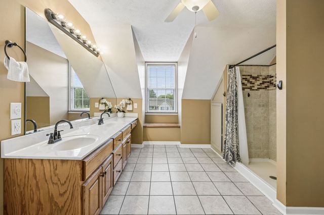 5633 Constantine Dr, Rockvale, TN 37153