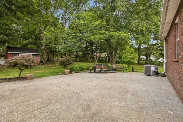 5633 Constantine Dr, Rockvale, TN 37153