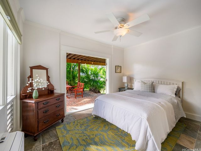 252 Lumahai Place, Honolulu, HI 96825