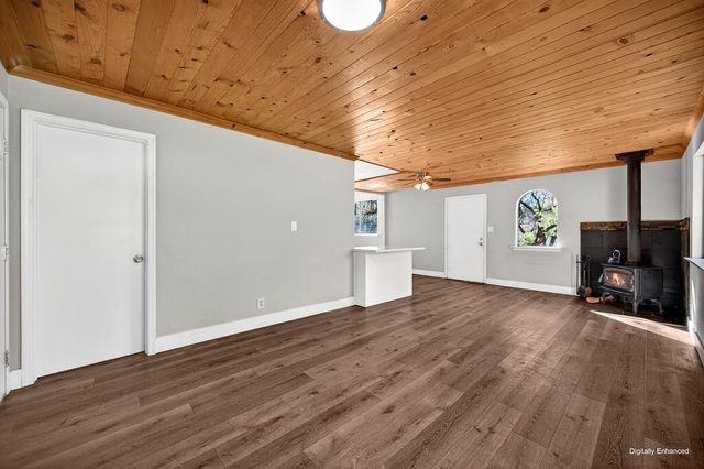 805 Country Rd, Meadow Vista, CA 95722