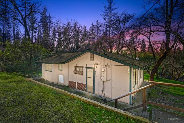 805 Country Rd, Meadow Vista, CA 95722