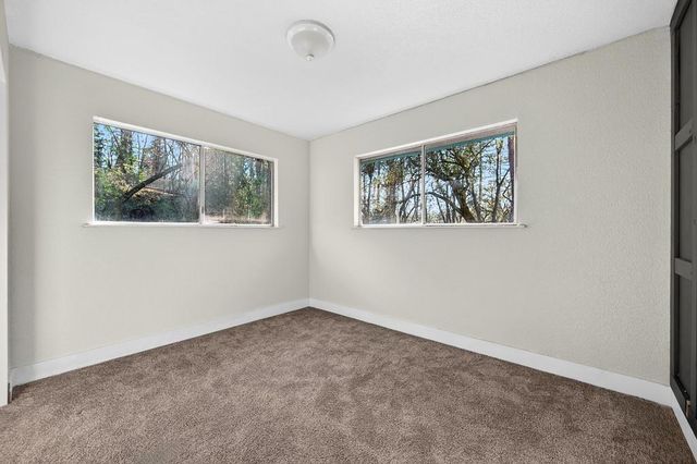 805 Country Rd, Meadow Vista, CA 95722