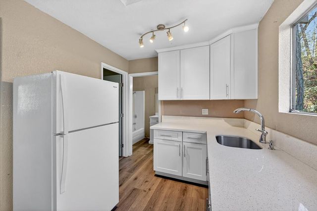 805 Country Rd, Meadow Vista, CA 95722