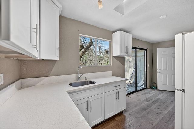 805 Country Rd, Meadow Vista, CA 95722