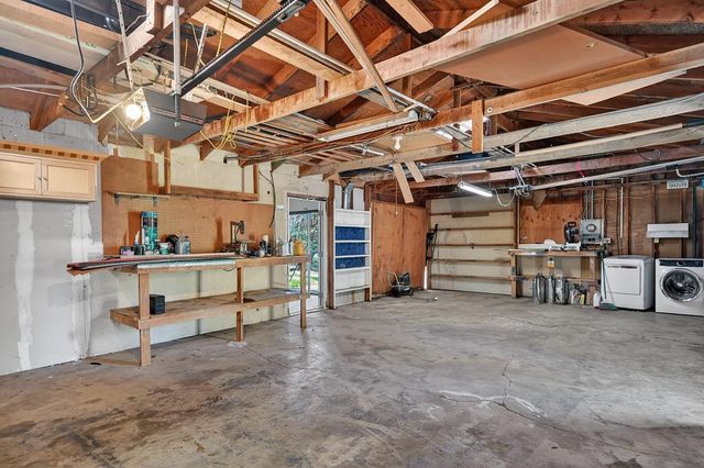 805 Country Rd, Meadow Vista, CA 95722