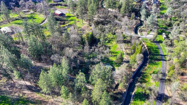 805 Country Rd, Meadow Vista, CA 95722