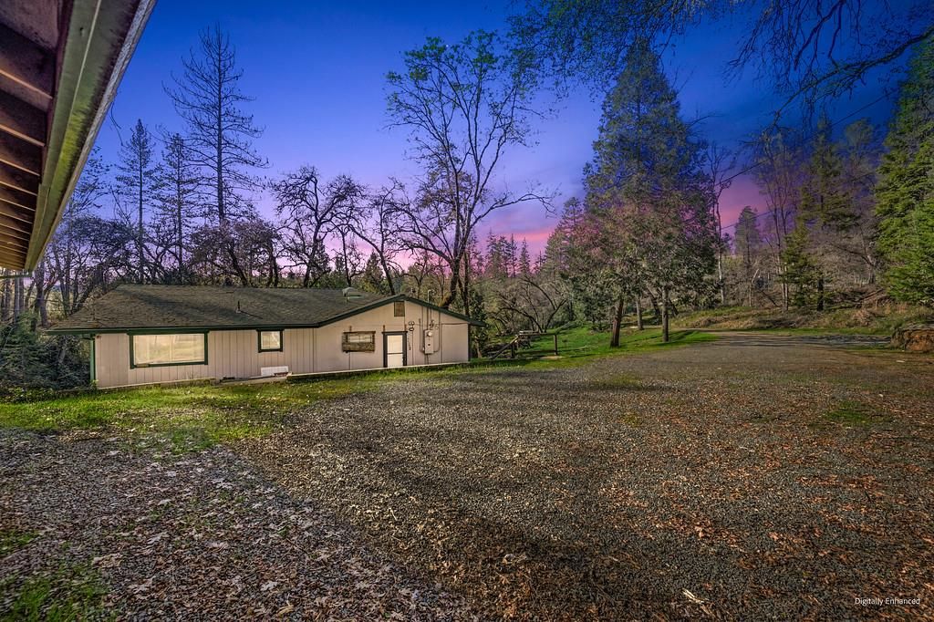 805 Country Rd, Meadow Vista, CA 95722