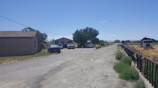 13807 Carpenter Road, Patterson, CA 95313