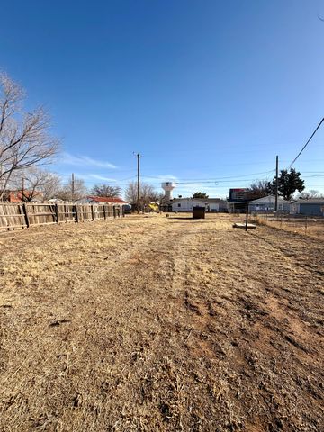 2605 1st Street, Lubbock, TX 79415