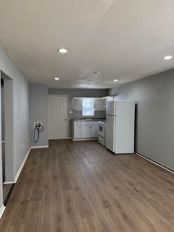 2605 1st Street, Lubbock, TX 79415