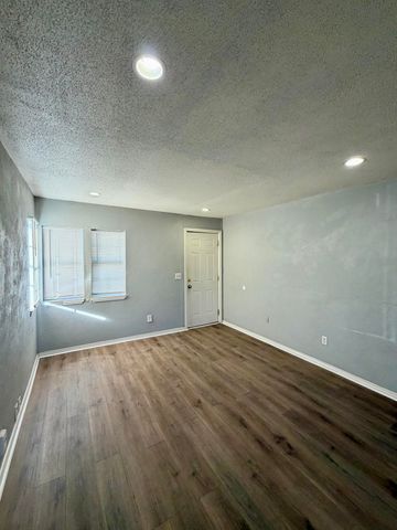 2605 1st Street, Lubbock, TX 79415