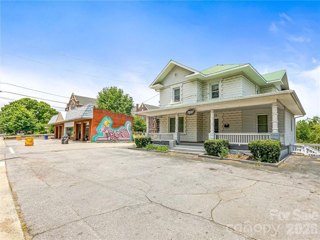575 Haywood Road, Asheville, NC 28806