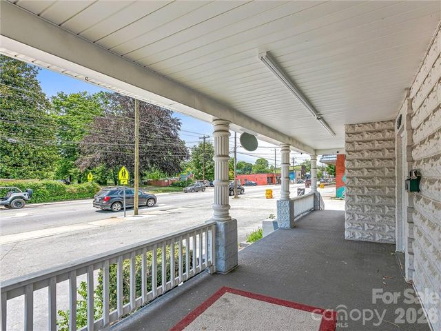 575 Haywood Road, Asheville, NC 28806
