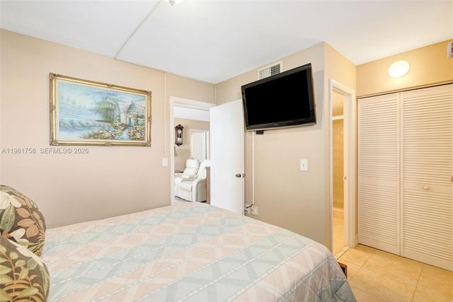 9273 Collins Ave 1109, Surfside, FL 33154