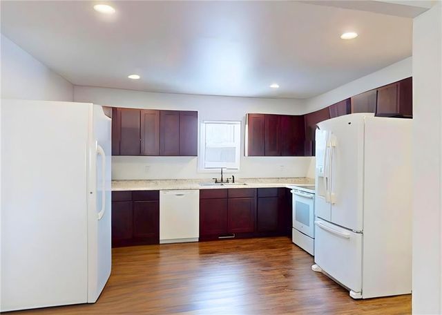 717 N Adams Street, Nevada, MO 64772