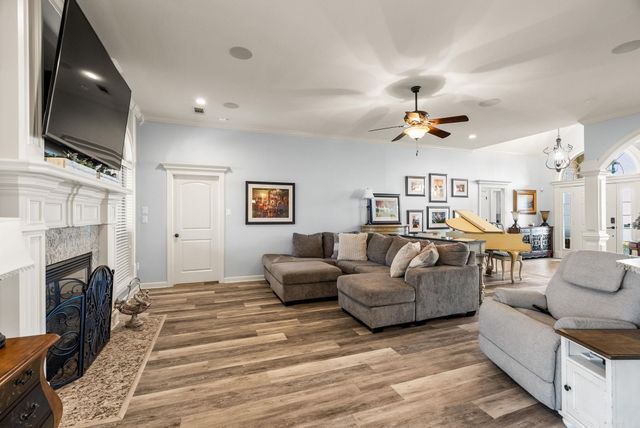 303 Corondelet Lane, Maumelle, AR 72113