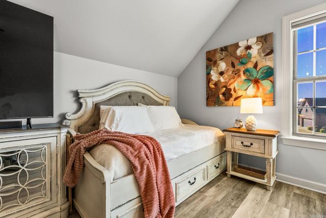 303 Corondelet Lane, Maumelle, AR 72113