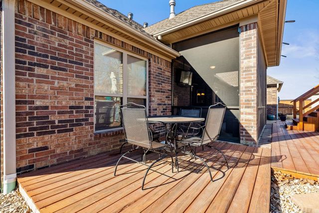 303 Corondelet Lane, Maumelle, AR 72113