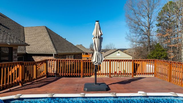 303 Corondelet Lane, Maumelle, AR 72113